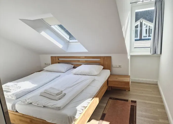 아파트 Duenenpark - Komfortplus Mit 2 Schlafzimmern Und Balkon Im Dachgeschoss 047